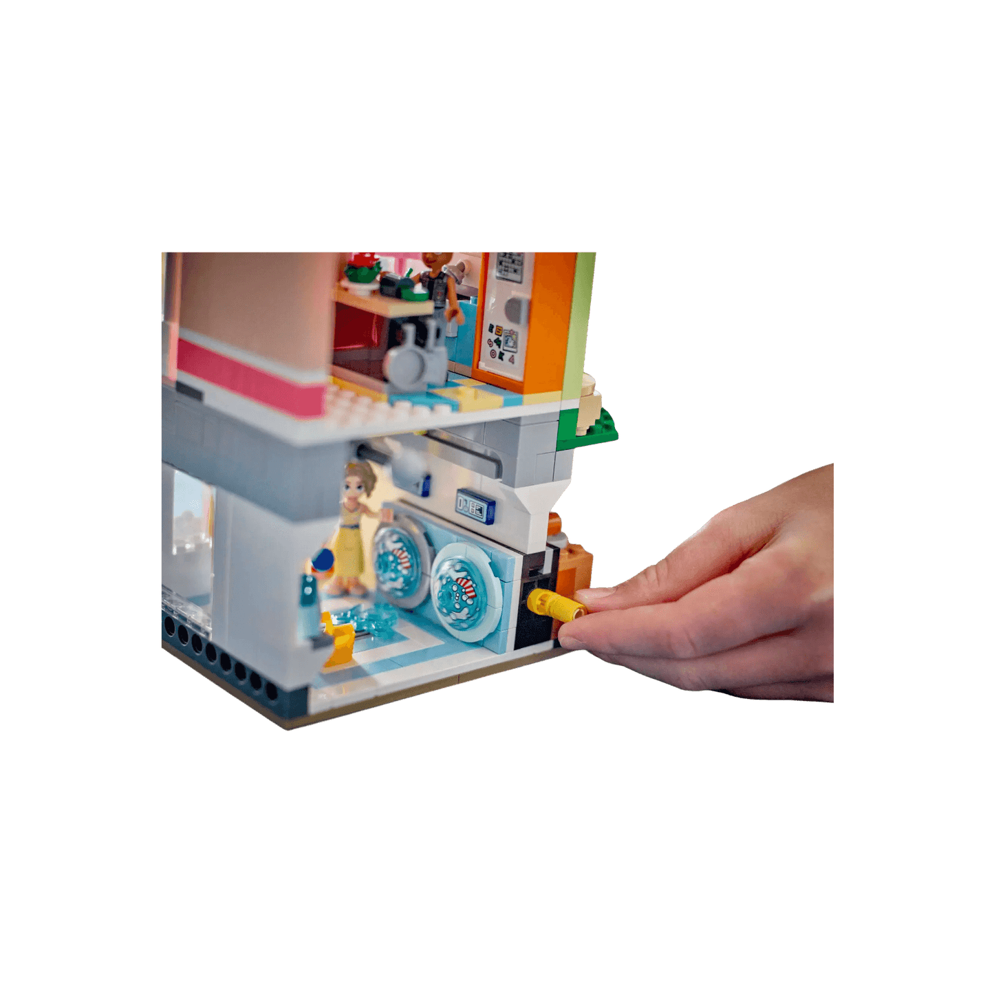 LEGO Friends Zestaw Mieszkania i sklepy w mieście Heartlake 42670